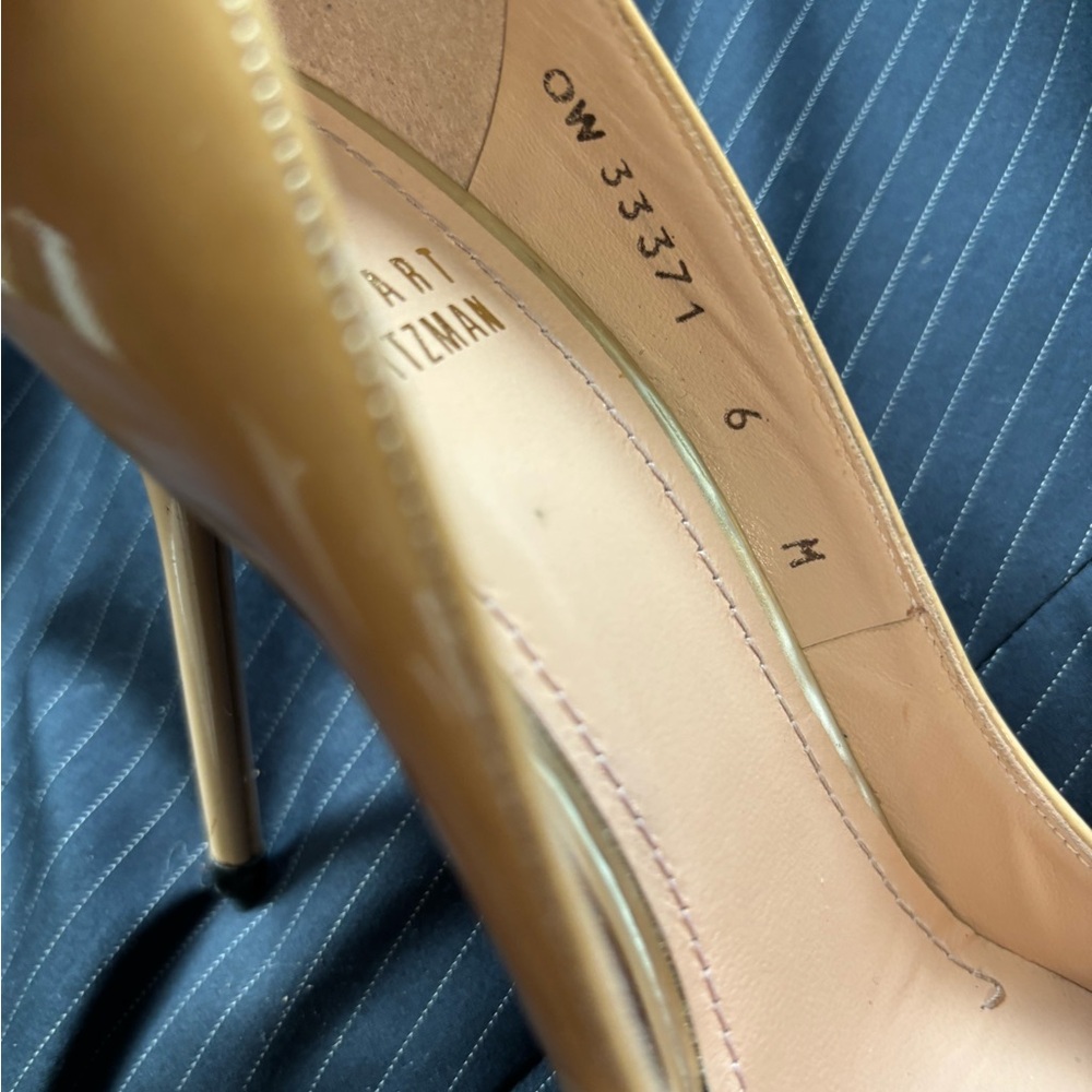 Stuart Weitzman Tan Patent Leather Pointed-Toe Pumps Size 6 M - Picture 5 of 10